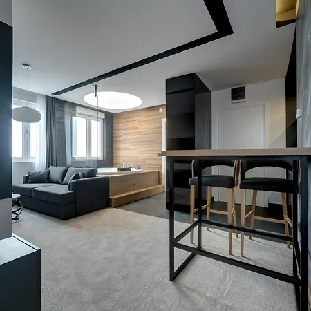 Black Pearl Luxury