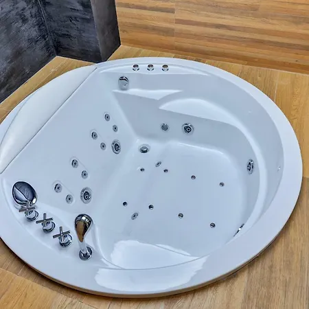 Black Pearl Luxury 게스트하우스 4*