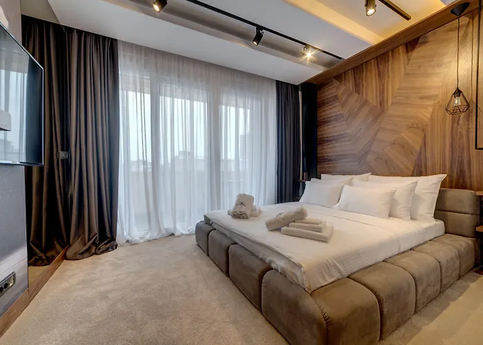 Black Pearl Luxury 4*