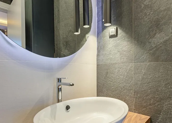 Gostinjska kuća Black Pearl Luxury 4*